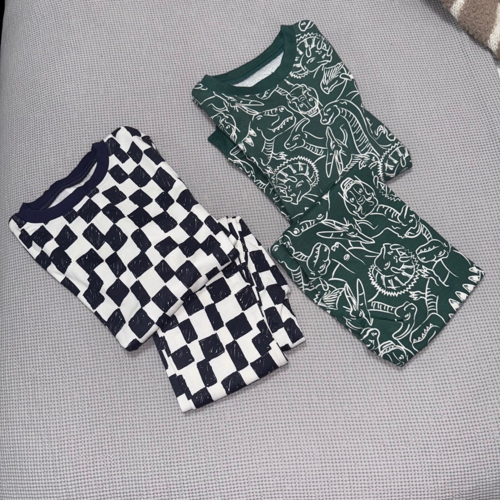 Kids 2 Pack Pajamas Green Dinosaur and Black White Checkered Snug Fit Sleepwear